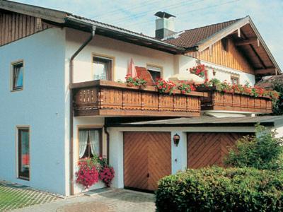 Ferienwohnungen Rabe Prien am Chiemsee Exteriör bild